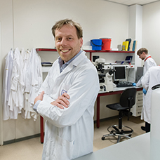 Prof. Reinoud Gosens Prof. Reinoud Gosens